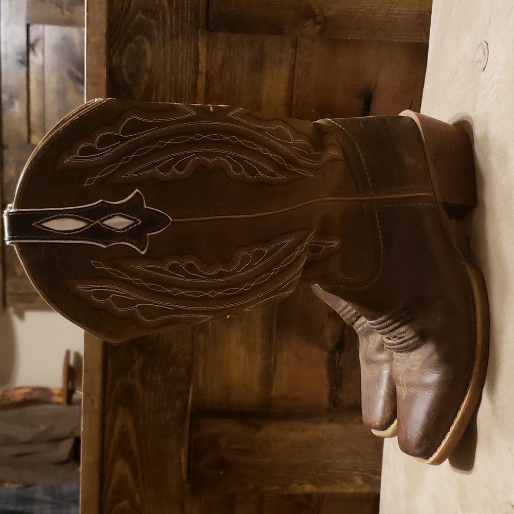 Justin Women's Rein Waxy Western Boot Square Toe - L2962 Size 9